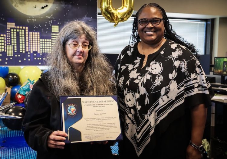 Waco Police celebrate 911 dispatcher’s 40 years of service with department and city
