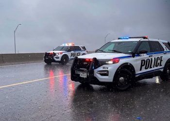 Waco Police urge drivers to slow down after multiple crashes reported during steady rain