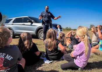 WPD visits Mart and Riesel elementary schools for Red Ribbon Week, encouraging students to make healthy choices and stay drug-free