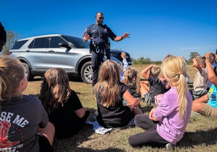 WPD visits Mart and Riesel elementary schools for Red Ribbon Week, encouraging students to make healthy choices and stay drug-free